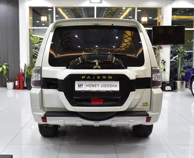 Mitsubishi Pajero GLS ( 2020 Model ) in White Color GCC Specs-5