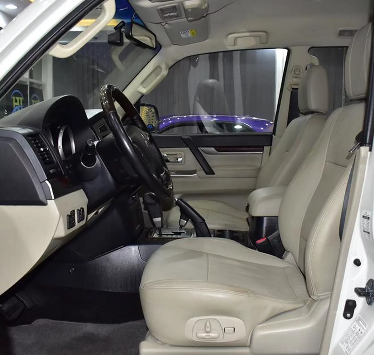 Mitsubishi Pajero GLS ( 2020 Model ) in White Color GCC Specs-13-13
