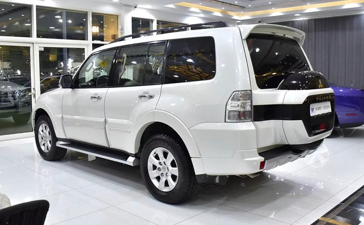Mitsubishi Pajero GLS ( 2020 Model ) in White Color GCC Specs-10-10