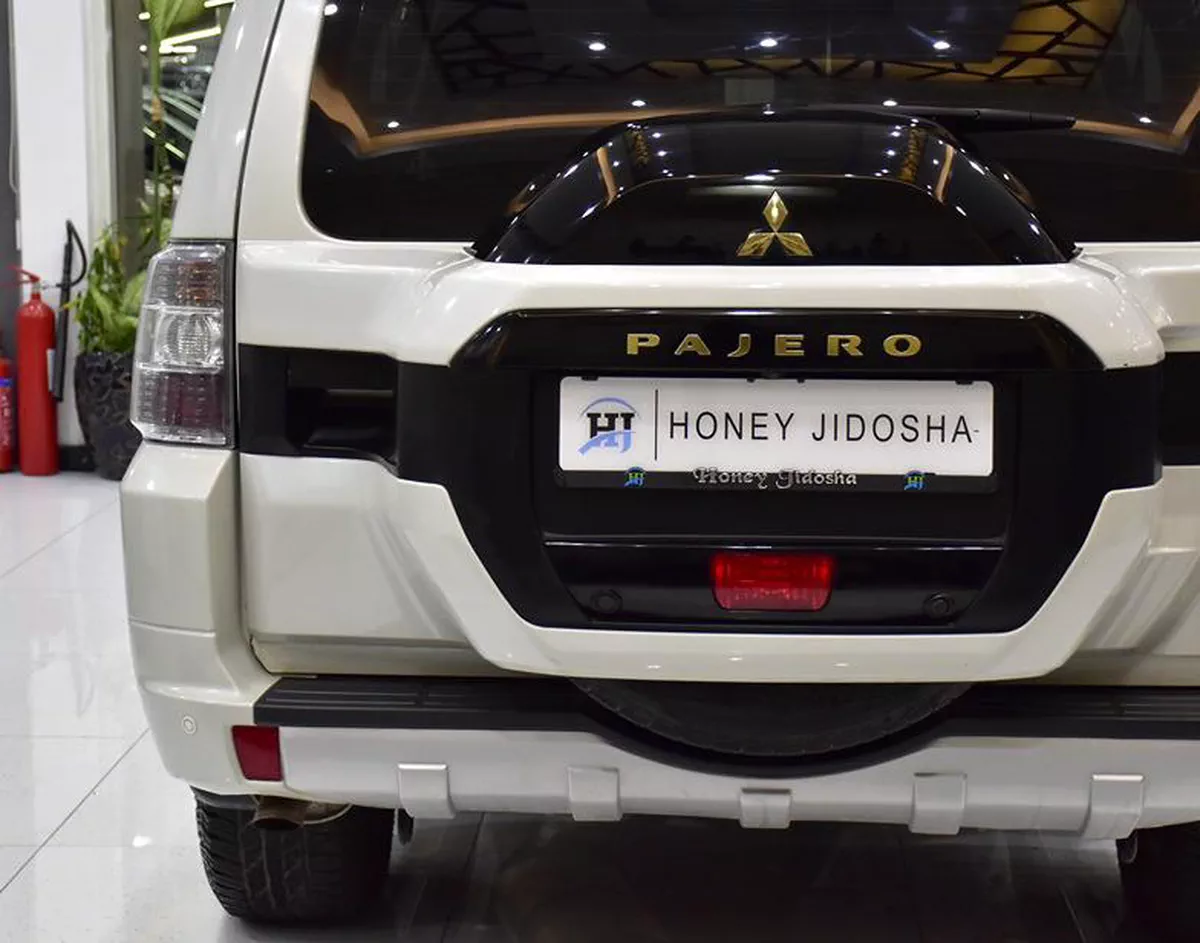 Mitsubishi Pajero GLS ( 2020 Model ) in White Color GCC Specs-1-1
