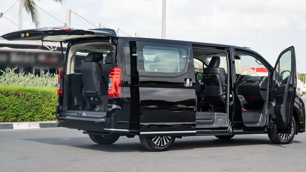 2024 Toyota Granvia – Spacious and Stylish Black Bus-3-3