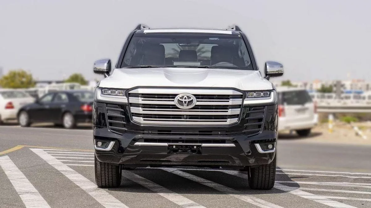 Toyota Land Cruiser VXR TWIN TURBO 3.5L-5-0
