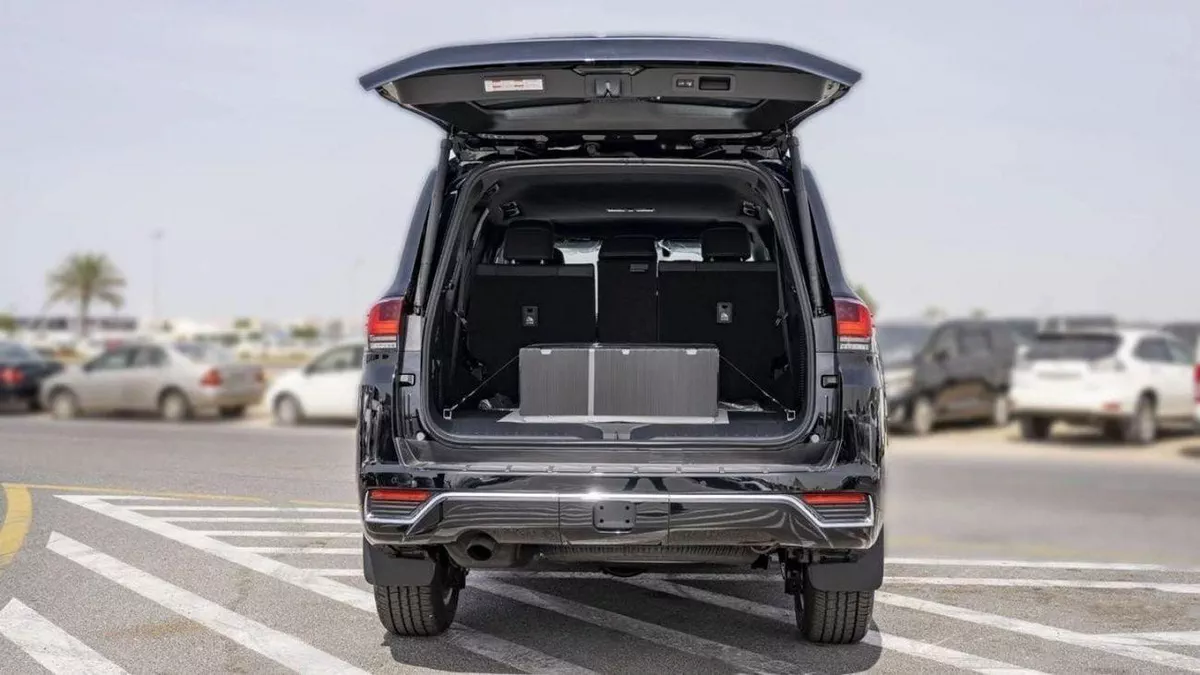 Toyota Land Cruiser VXR TWIN TURBO 3.5L-6-0