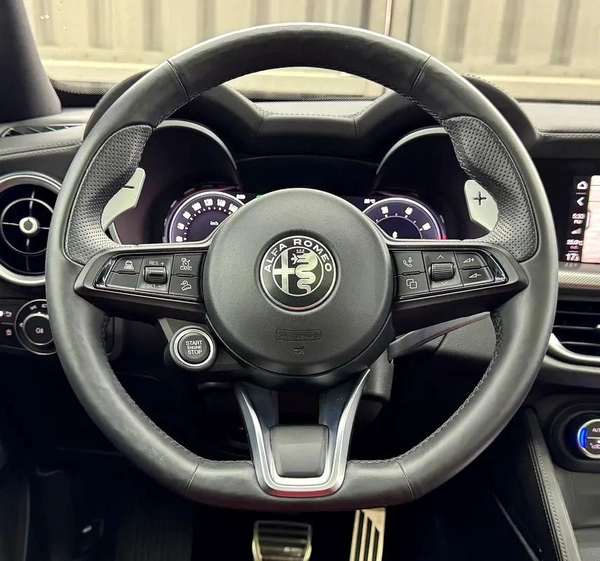 Low Mileage | GCC | 7 Years Gargash Warranty and Service | Gargash Full Service History