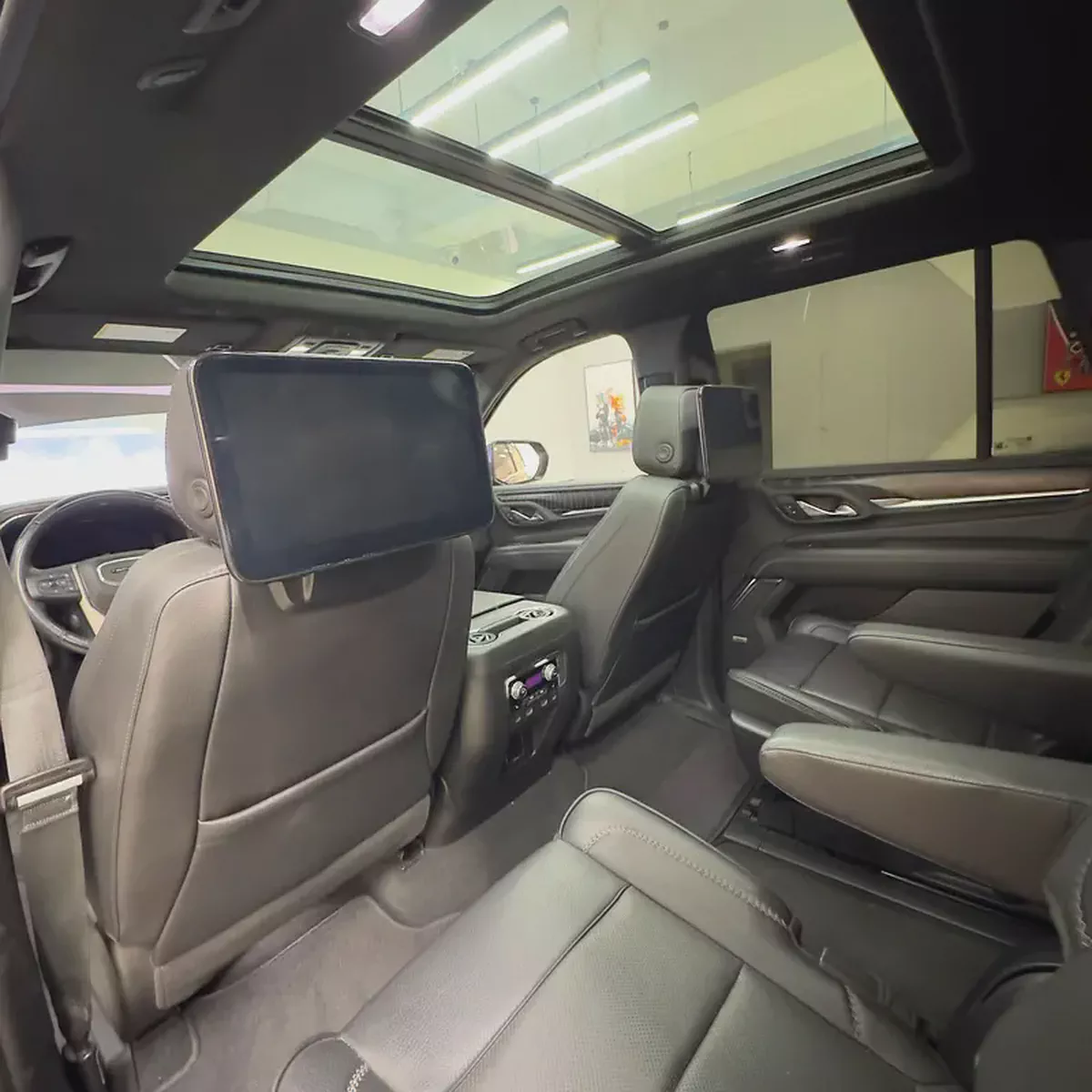 2023 GMC Yukon Denali-11-11