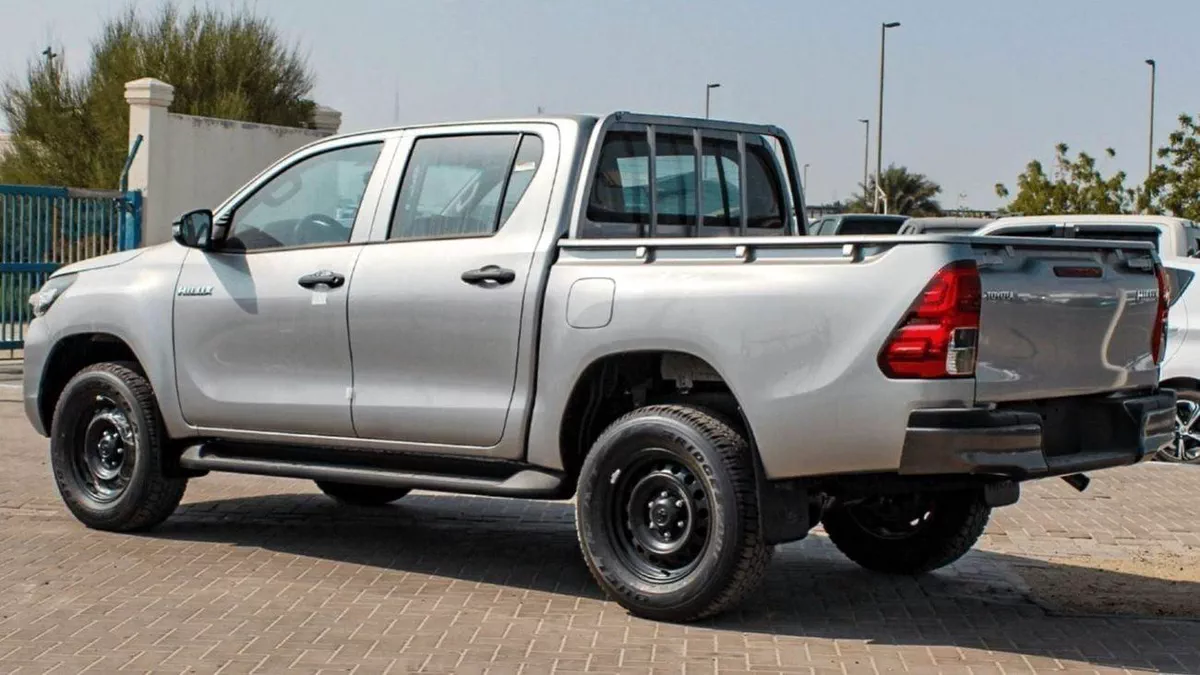 Toyota Hilux DLX TOYOTA HILUX 2.4L MED P.WINDO DIESEL 2023 0KM-4-0