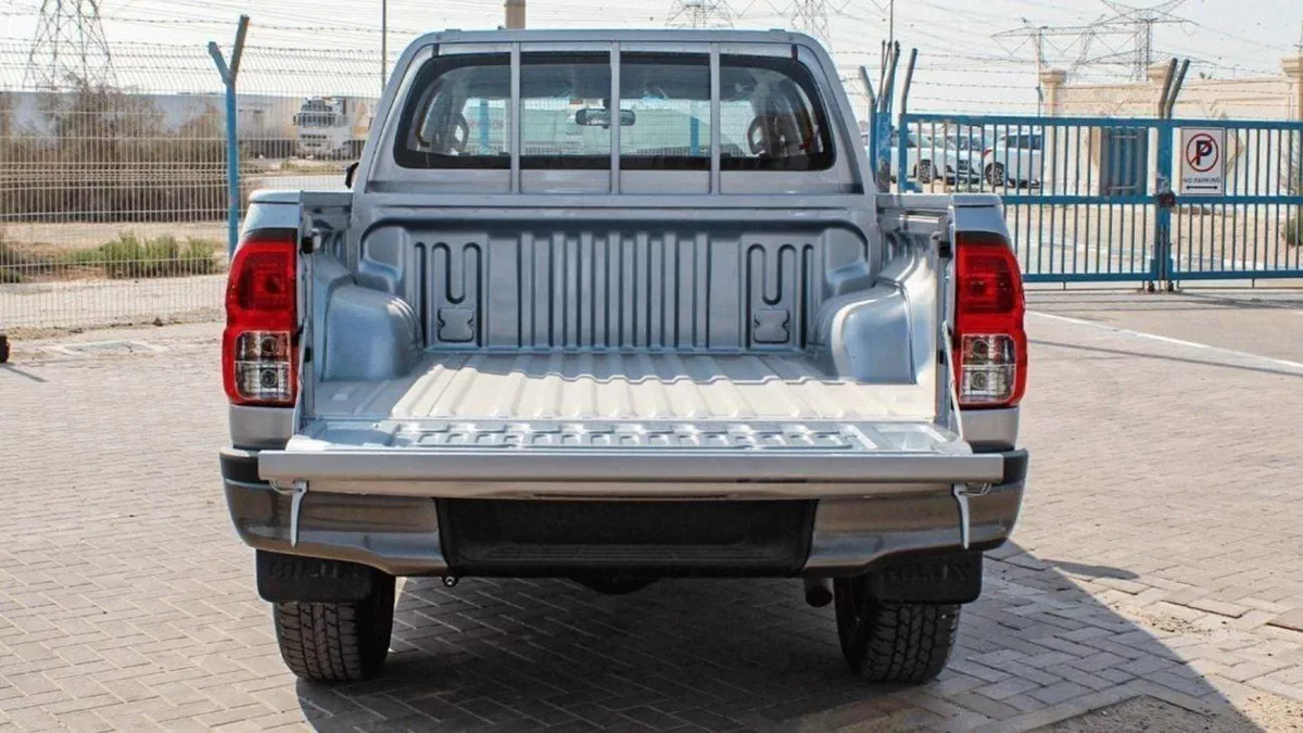 Toyota Hilux DLX TOYOTA HILUX 2.4L MED P.WINDO DIESEL 2023 0KM-8-0