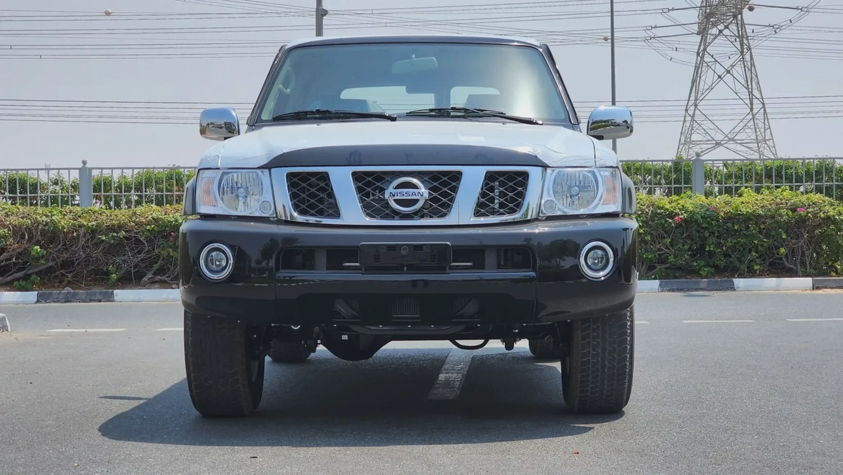 2024 Nissan Patrol Safari GRX 4X4 (Black)-1-1