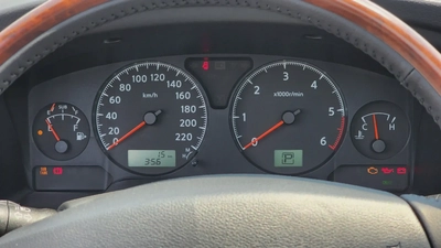 2024 Nissan Patrol Safari GRX 4X4 (Black)-8