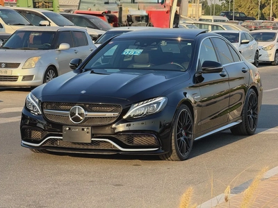 MERCEDES BENZ C63s AMG V8 LOW KILOMETER AUCTION GRADE 4. 5/B-2