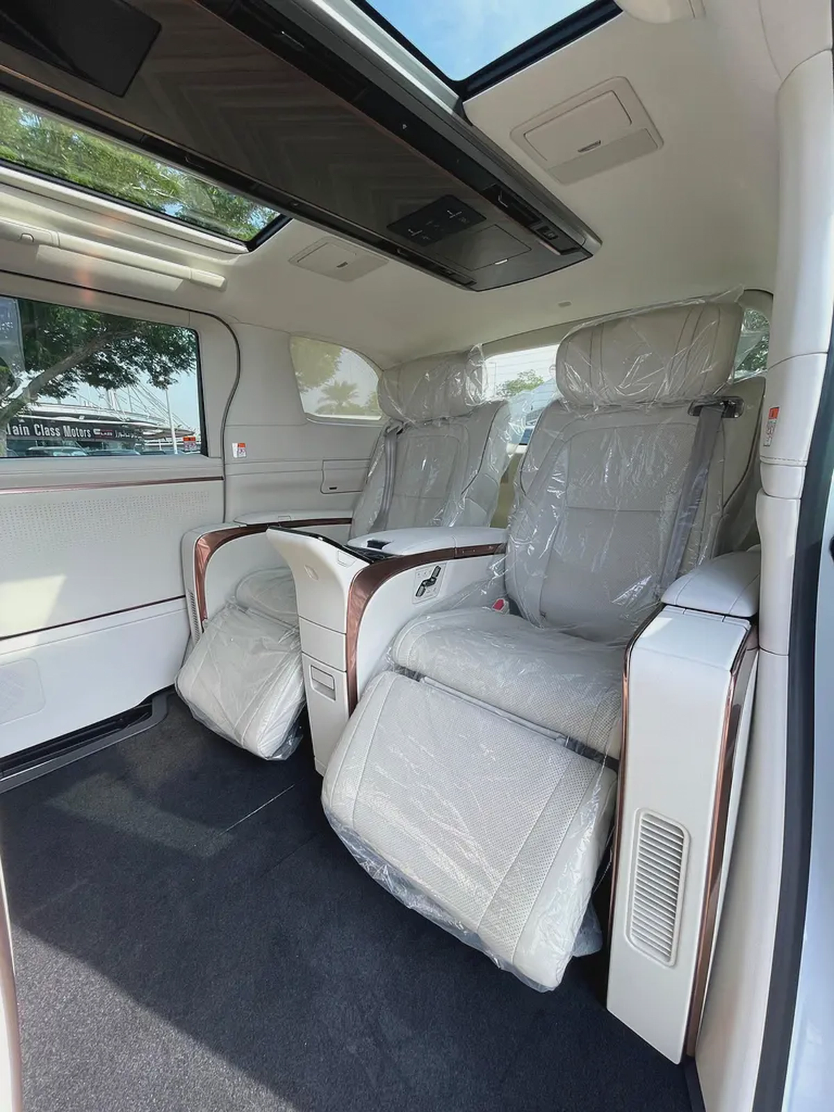 2026 Lexus Lm350 VIP Seats -- Where Business Class becomes First Class on wheels-15-15