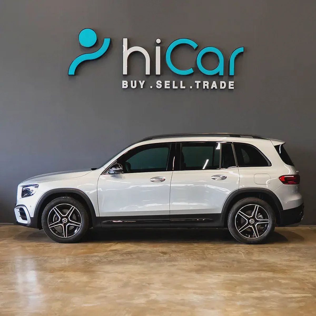 AED 3,544 P.M • 0% Downpayment • Mercedes-Benz GLB 200  • Agency Warranty-3-3