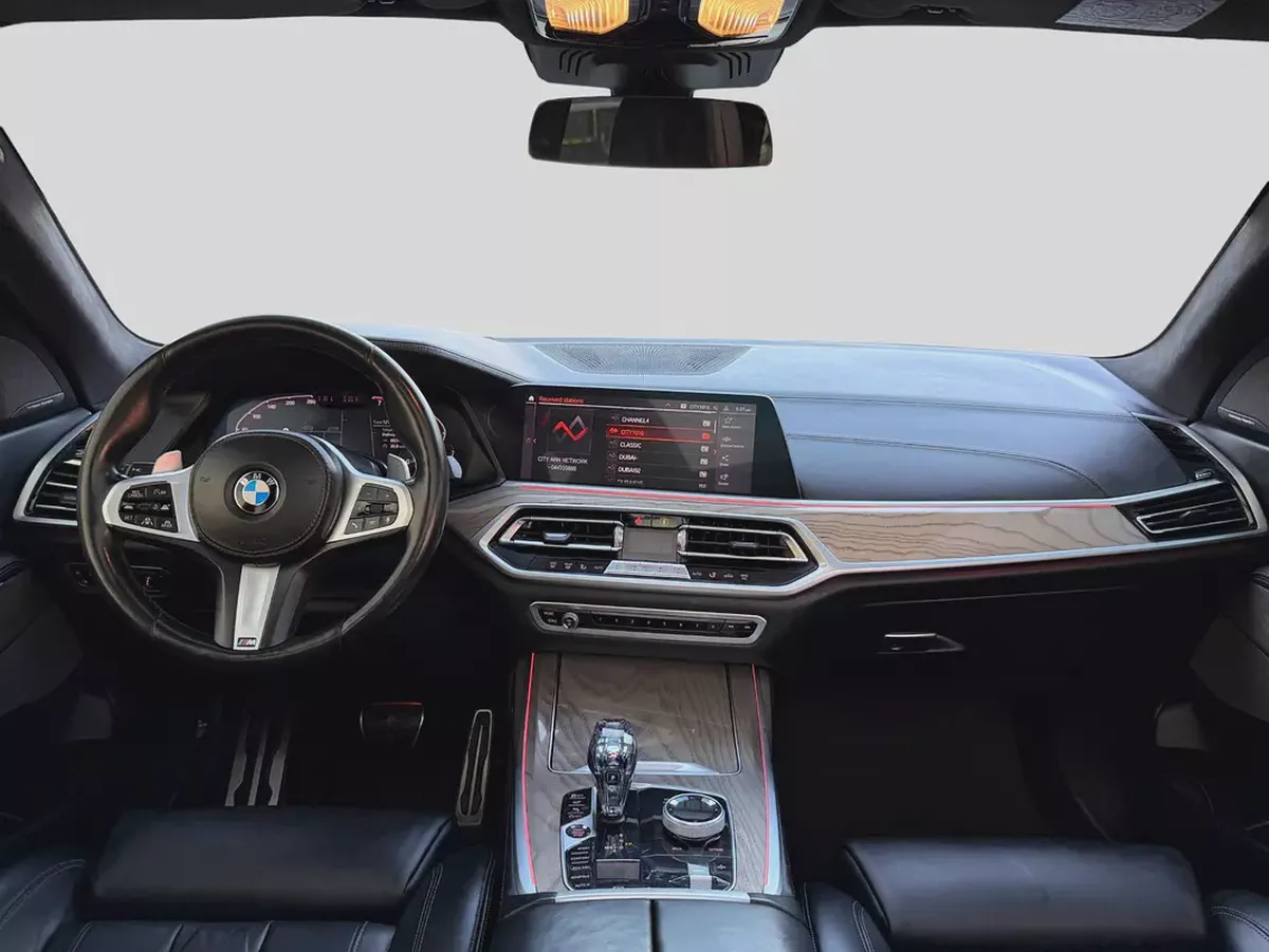 BMW X7 xDrive40i | 3.0L TURBO INLINE-6 | AWD | GCC SPECS | 2019-11-11