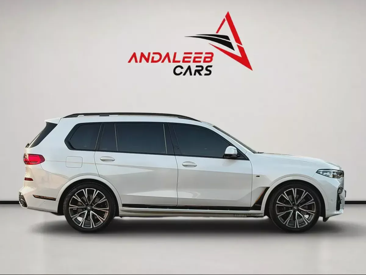 BMW X7 xDrive40i | 3.0L TURBO INLINE-6 | AWD | GCC SPECS | 2019-7-7