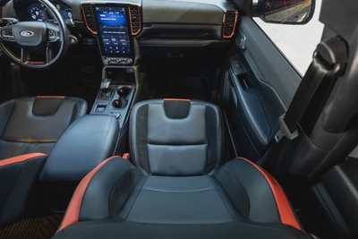Ford Ranger Raptor 2023-4