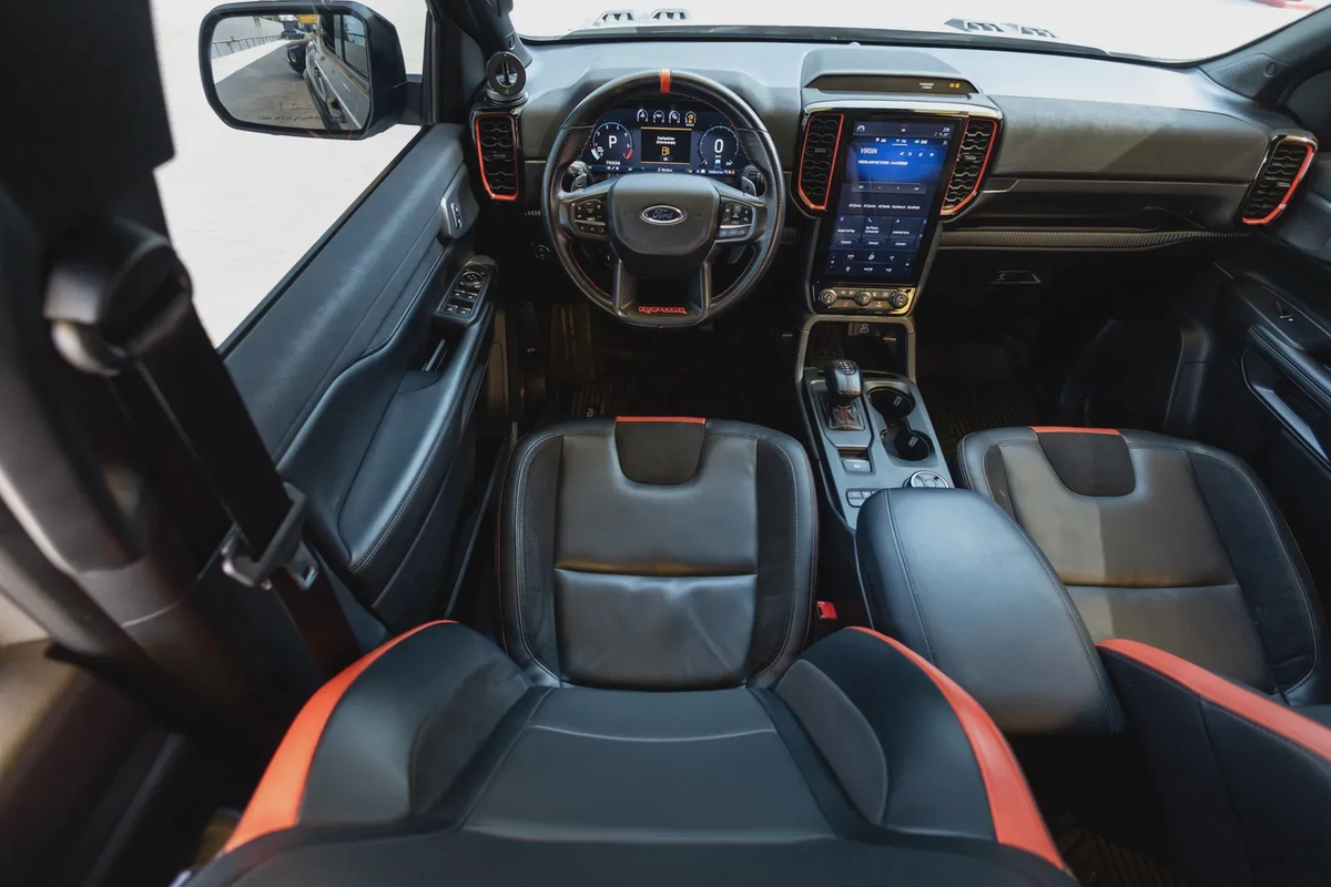 Ford Ranger Raptor 2023-15-15