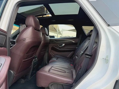 Jetour X90 Plus—2.0T —Luxury 2023 —GCC —Low Mileage— UNDERWarrant—EXCELLENT CONDITIONS-7