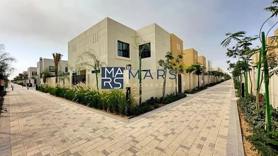 🌟 Spacious 3-Bedroom Townhouse in Eco-Friendly Sharjah Sustainable City - AED 135,000/Year 🌿-1