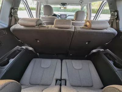 Hyundai Santa Fe 2023 GCC Specs - Pristine Condition Inside Out With Low KM Also Avaliable With Bank-12