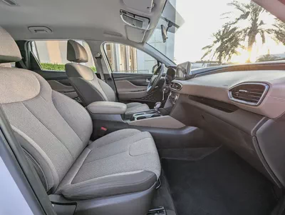 Hyundai Santa Fe 2023 GCC Specs - Pristine Condition Inside Out With Low KM Also Avaliable With Bank-7