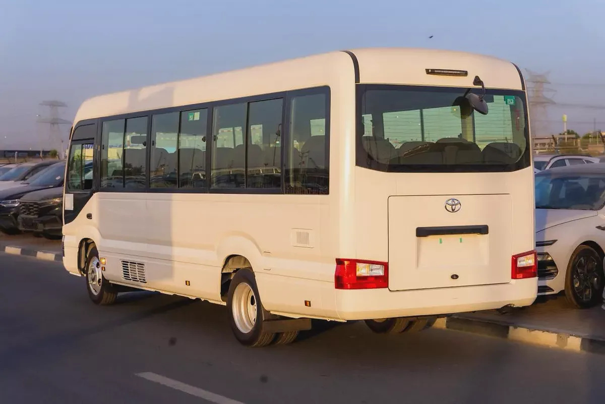 Toyota Coaster 2026 Basic GCC Specs-3-3