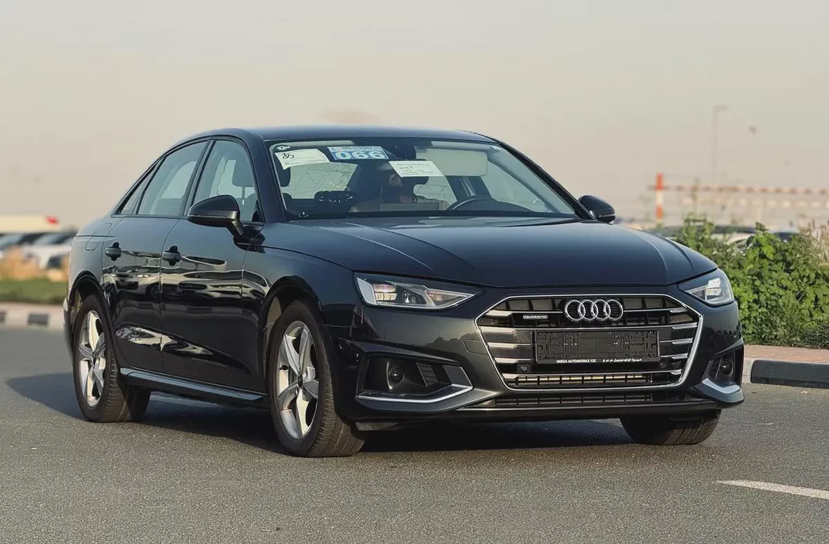 AUDI A4 TFSI - 2021 - ONLY 20113KM - SUPER CLEAN CAR FRESH JAPAN IMPORT