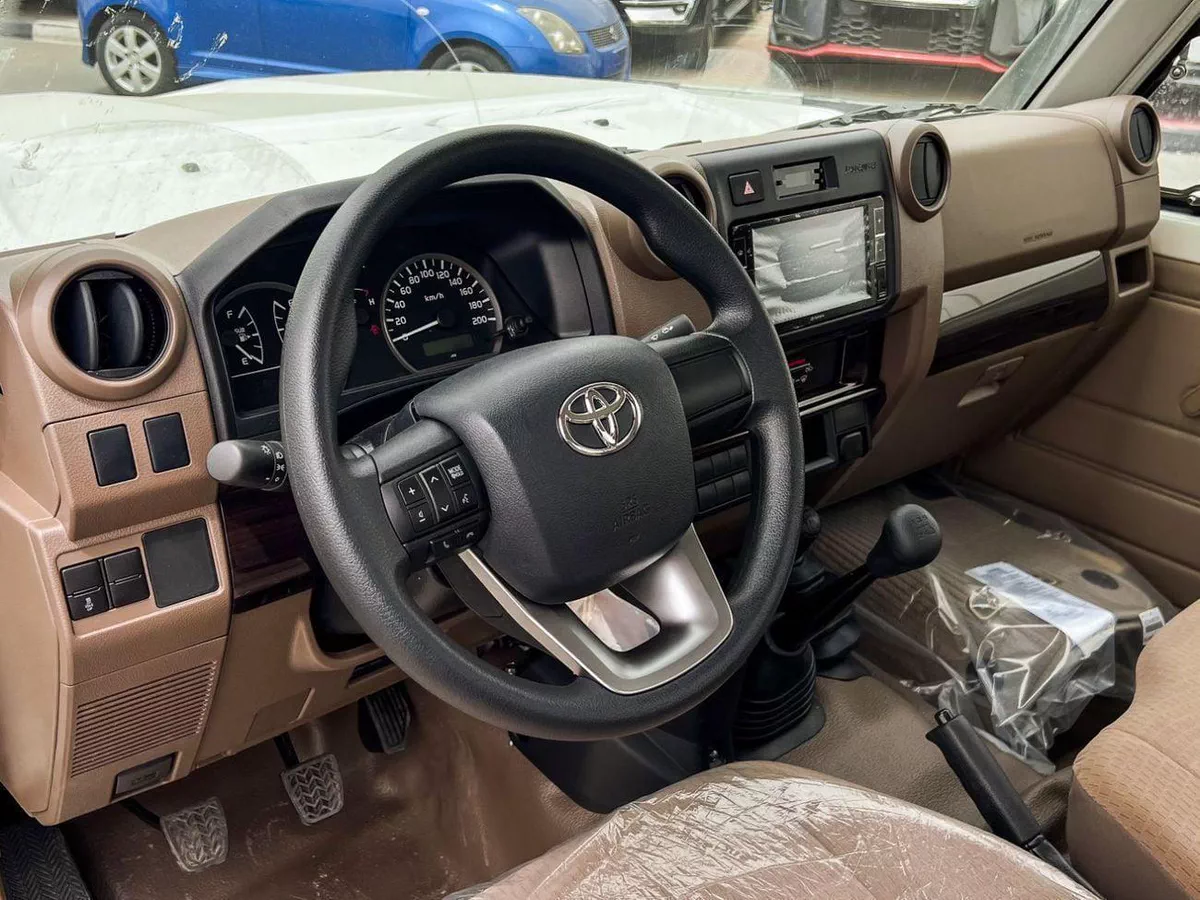 Toyota Land Cruiser Pick Up  EXPORT ONLY - Toyota LC79 2.8L DSL M/T-15-0
