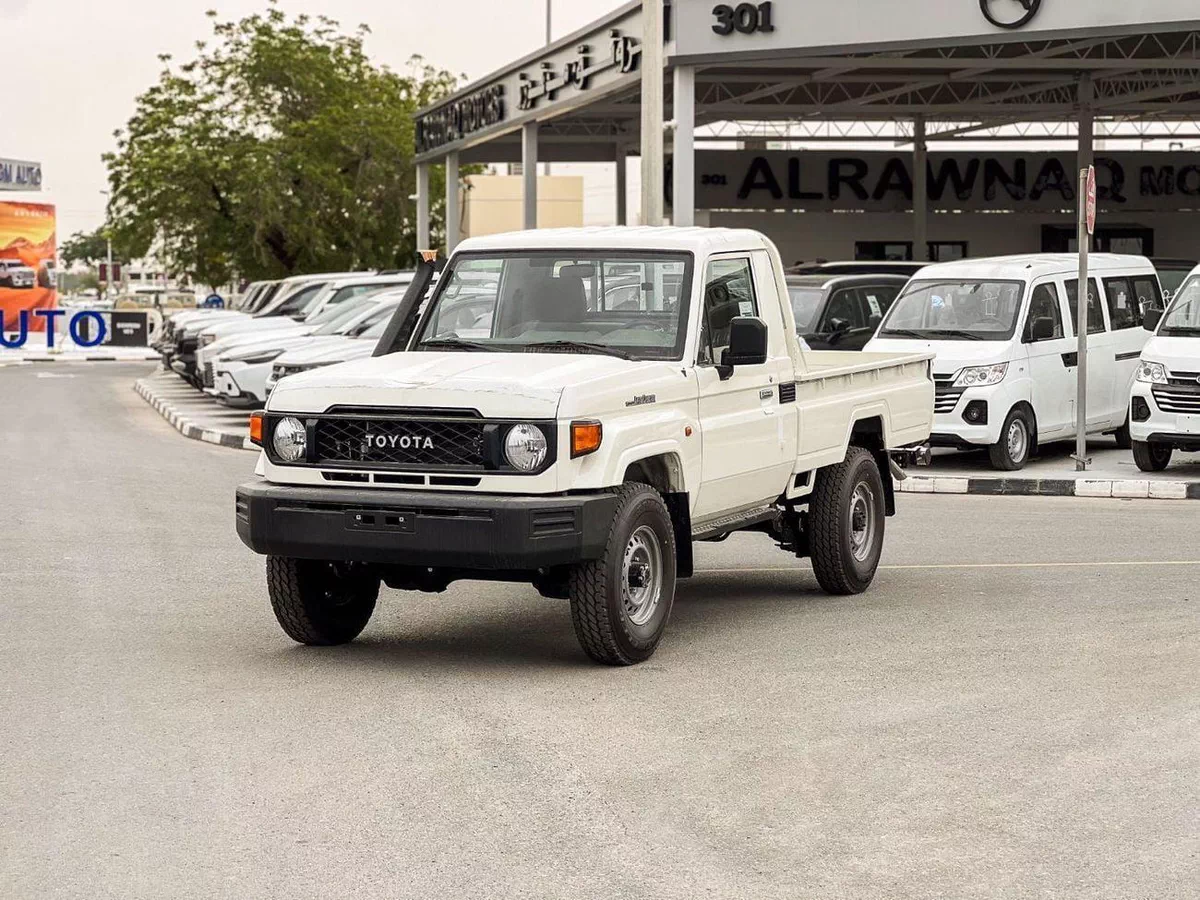 Toyota Land Cruiser Pick Up  EXPORT ONLY - Toyota LC79 2.8L DSL M/T