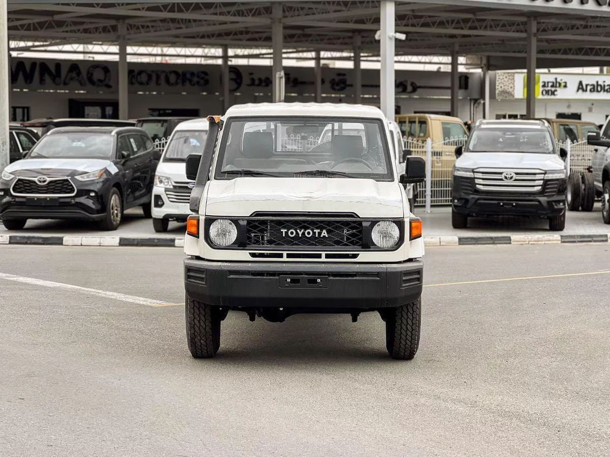 Toyota Land Cruiser Pick Up  EXPORT ONLY - Toyota LC79 2.8L DSL M/T-1-0