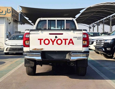 Toyota Hilux SR5 WIDE BODY DOUBLE CABIN || FULL OPTION  | PUSH START| WITHOUT DIFF-LOCK | PETROL M/T 2.7L V4 4WD-3