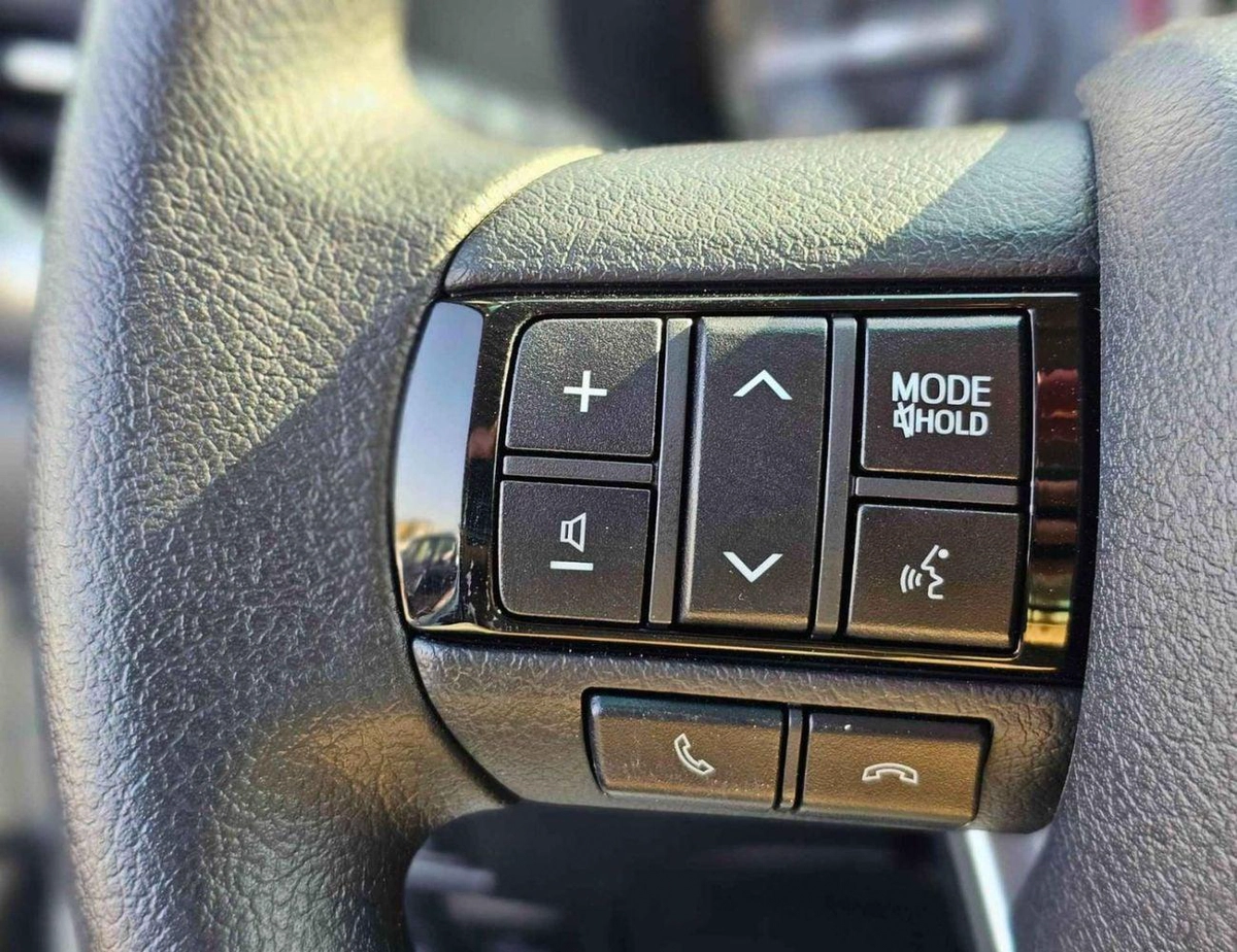 Toyota Hilux SR5 WIDE BODY DOUBLE CABIN || FULL OPTION  | PUSH START| WITHOUT DIFF-LOCK | PETROL M/T 2.7L V4 4WD-20-0