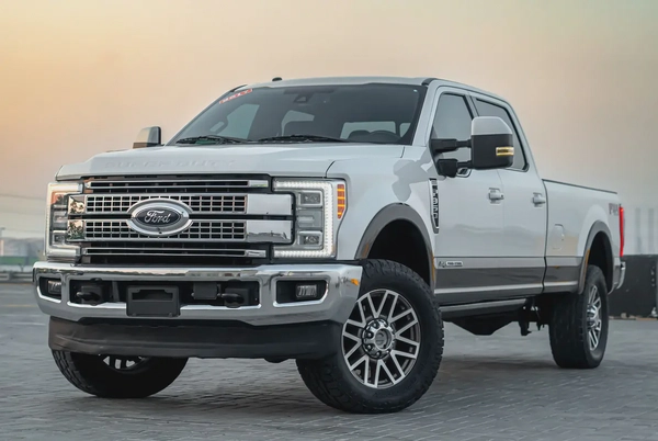 2017 Ford F-350 SUPER DUTY American Specs - Ready to Work!