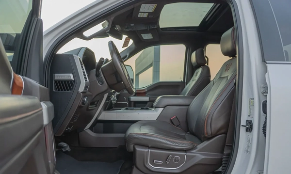 2017 Ford F-350 SUPER DUTY American Specs - Ready to Work!