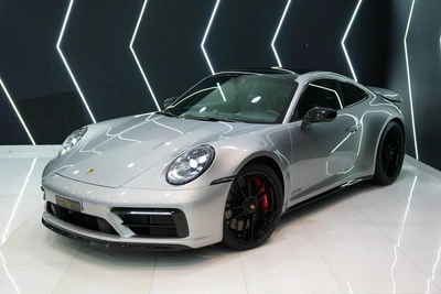 Porsche 911 Carrera GTS Coupe-0