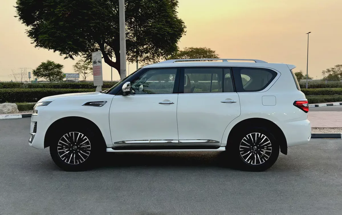 2023 Nissan Patrol SE V6 Platinum, GCC Specifications-3-3