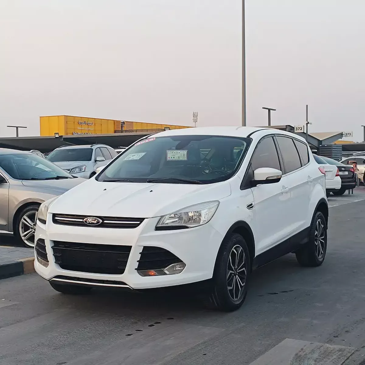 Ford Escape Limited 2015 GCC Specs