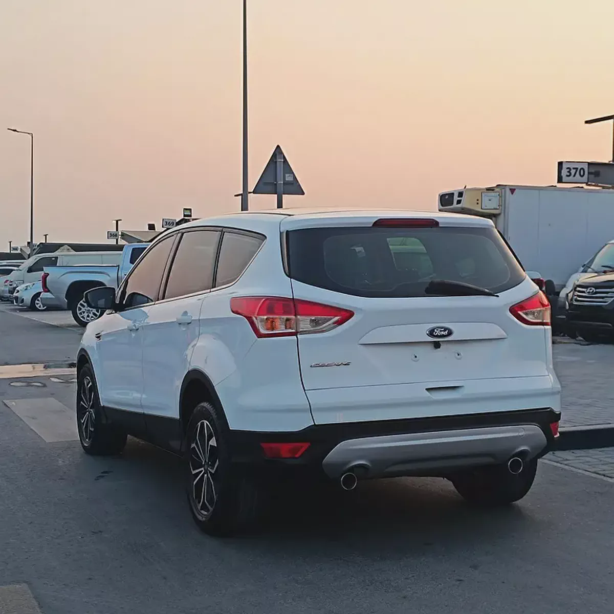 Ford Escape Limited 2015 GCC Specs-4-4
