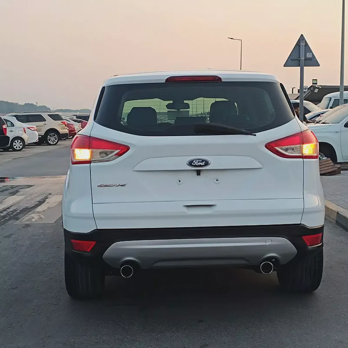 Ford Escape Limited 2015 GCC Specs-5-5