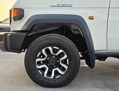 Toyota Land Cruiser 70 LC76 LX HARDTOP 5DOOR || 4.0L PETOL A/T 4WD | RADAR | DIFF-LOCK | FULL OPTION (CODE # 76PAFRE)-11