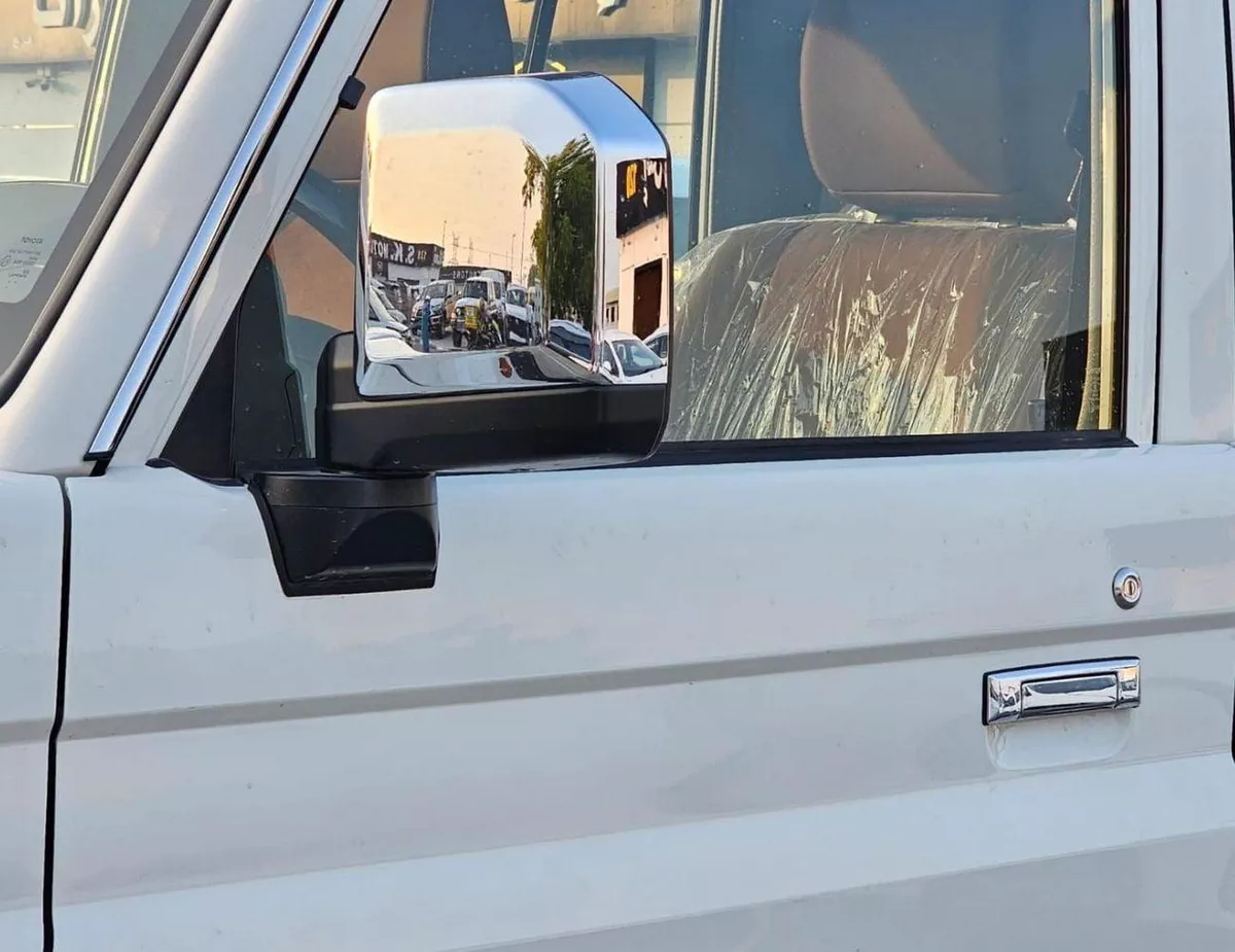 Toyota Land Cruiser 70 LC76 LX HARDTOP 5DOOR || 4.0L PETOL A/T 4WD | RADAR | DIFF-LOCK | FULL OPTION (CODE # 76PAFRE)-10-0