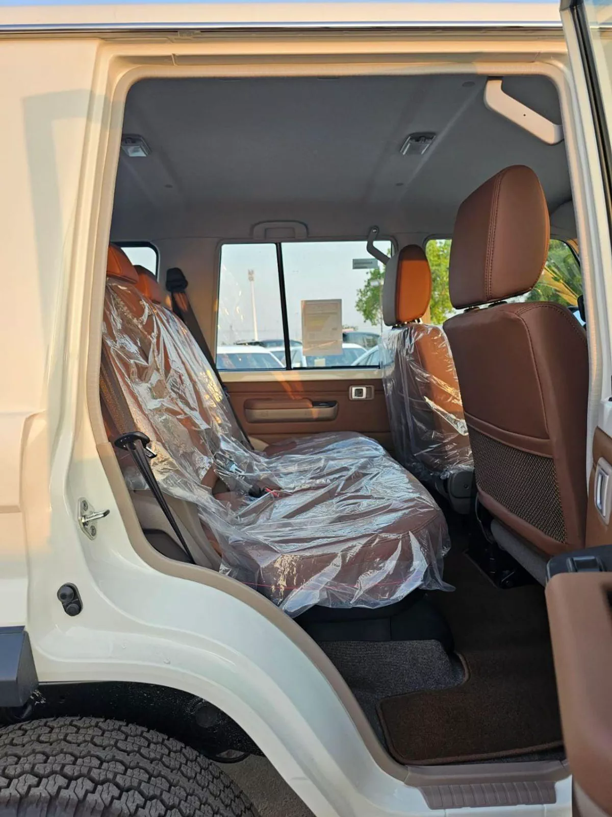 Toyota Land Cruiser 70 LC76 LX HARDTOP 5DOOR || 4.0L PETOL A/T 4WD | RADAR | DIFF-LOCK | FULL OPTION (CODE # 76PAFRE)-15-0