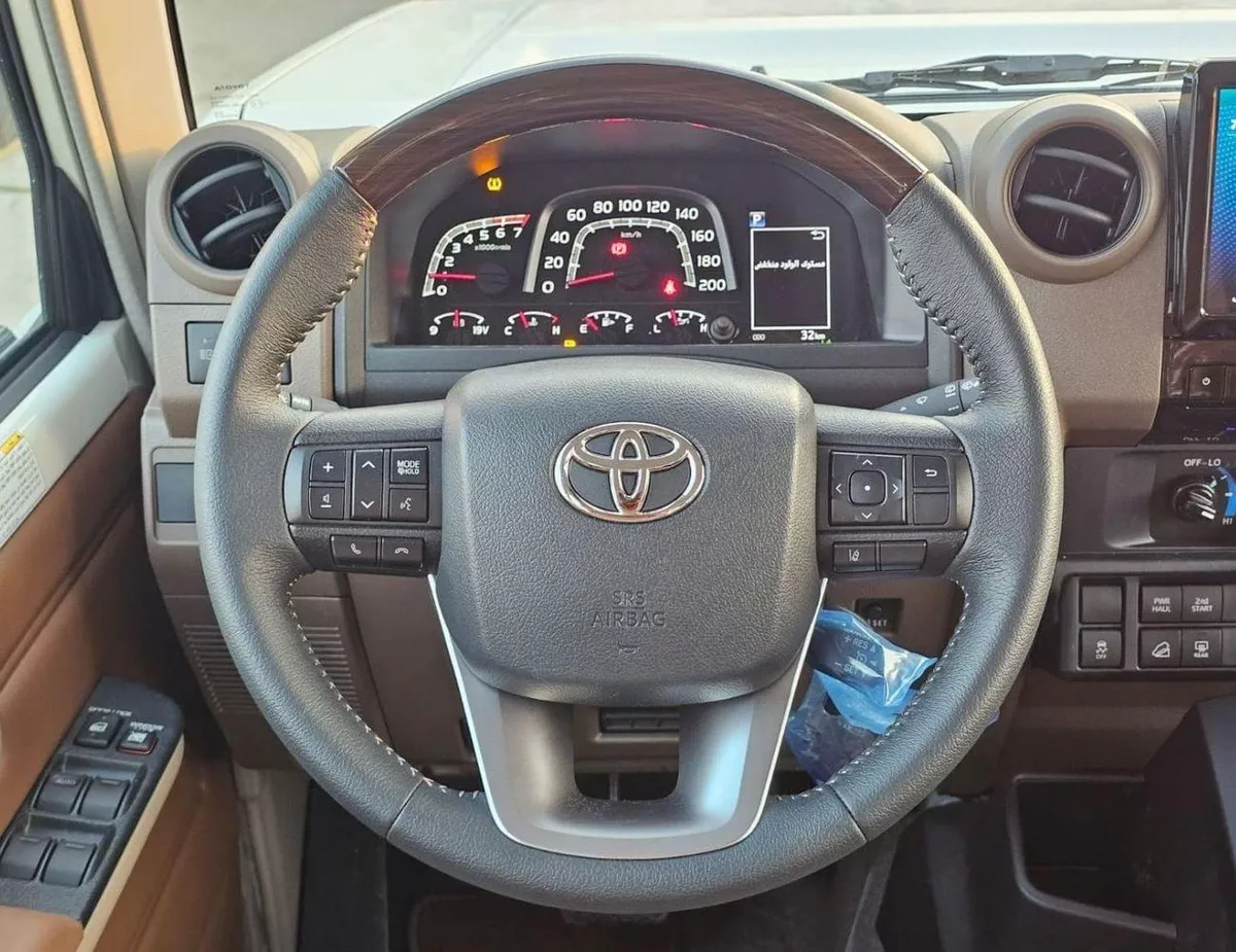 Toyota Land Cruiser 70 LC76 LX HARDTOP 5DOOR || 4.0L PETOL A/T 4WD | RADAR | DIFF-LOCK | FULL OPTION (CODE # 76PAFRE)-20-0