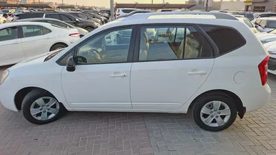 Kia Carens 2012 GCC Specs-10