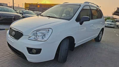 Kia Carens 2012 GCC Specs-11