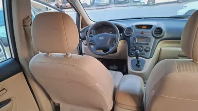 Kia Carens 2012 GCC Specs-17