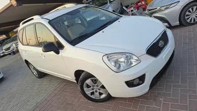 Kia Carens 2012 GCC Specs-1