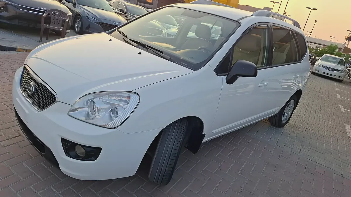 Kia Carens 2012 GCC Specs-12-12