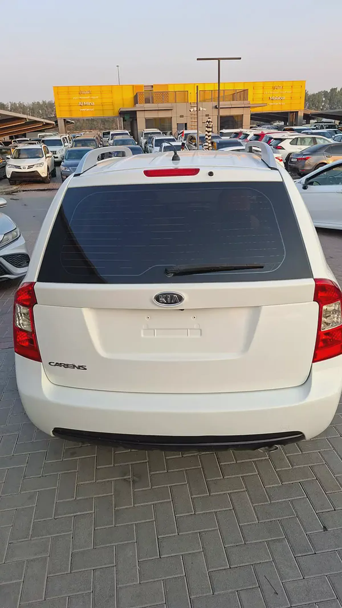 Kia Carens 2012 GCC Specs-7-7
