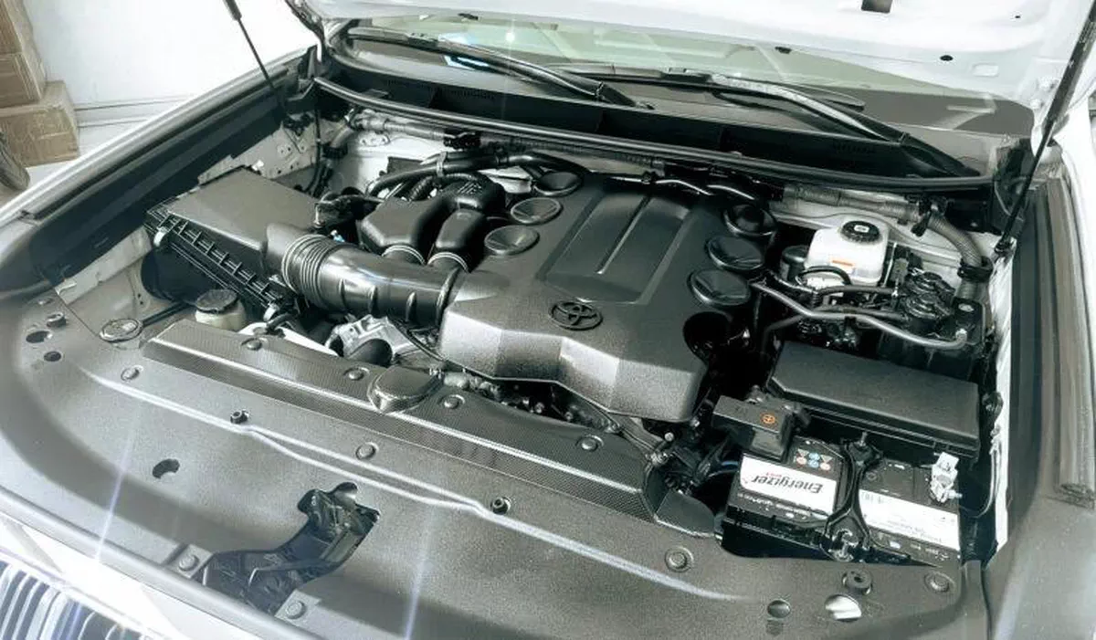 2022 Toyota Prado GXR 4.0L V6 // EMI Starts from 3,035 AED-2-2