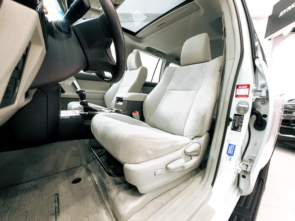 2022 Toyota Prado GXR 4.0L V6 // EMI Starts from 3,035 AED-5-5